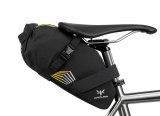 Сумка Racing Saddle Pack Apidura, 5L Сумка Racing Saddle Pack Apidura, 5L