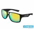 Спортивные солнцезащитные очки R2 MASTER AT086 Спортивные солнцезащитные очки R2 MASTER AT086