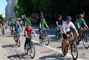 Как научиться правильно рулить на велосипеде Как научиться правильно рулить на велосипеде